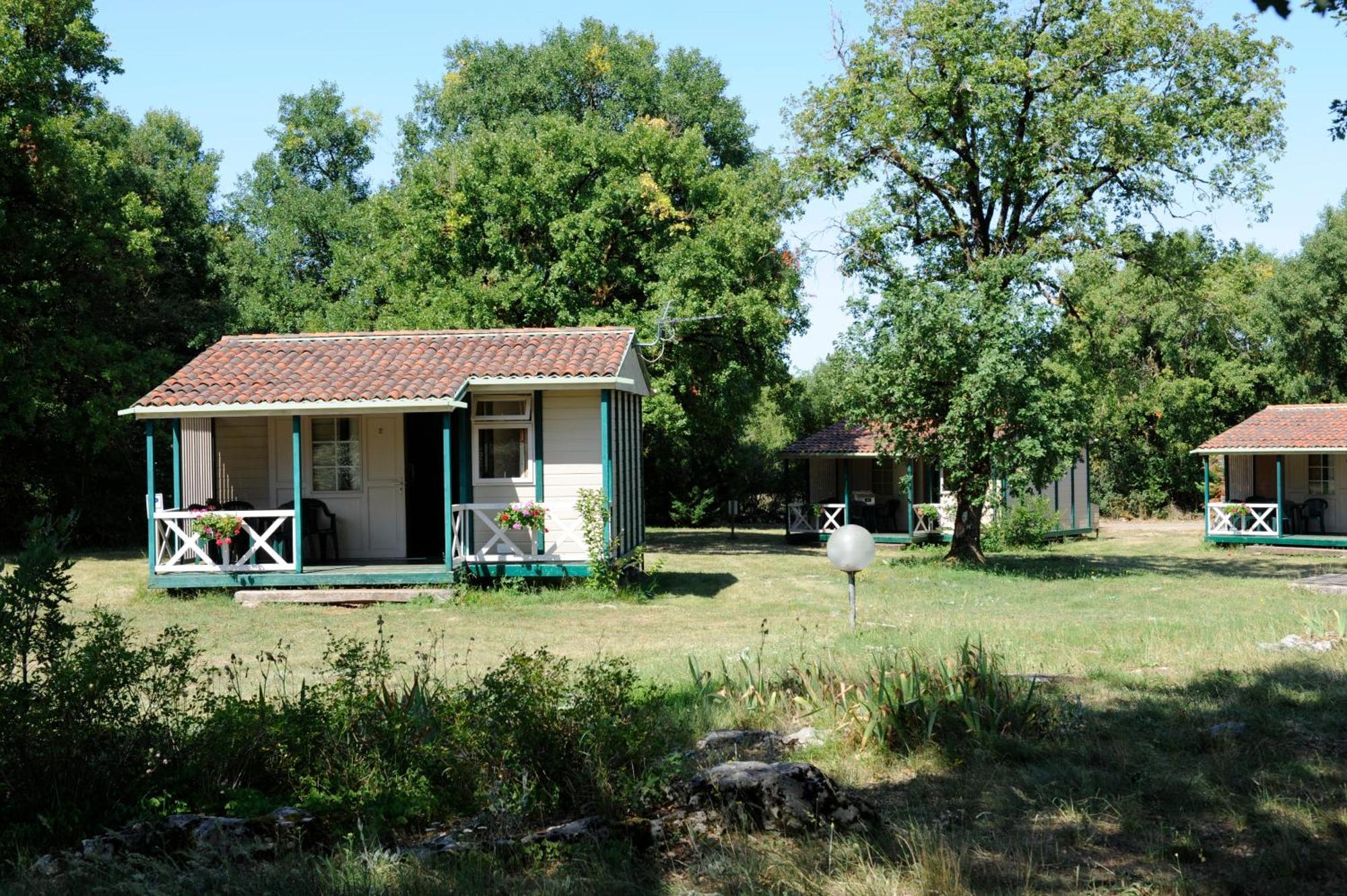 Village De Chalets De Рокамадур Екстериор снимка